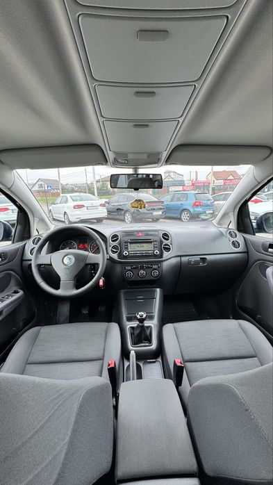 Volkswagen Golf Plus Фольксваген Гольф Плюс  2006р 1.6 MPI бенз 5МКПП