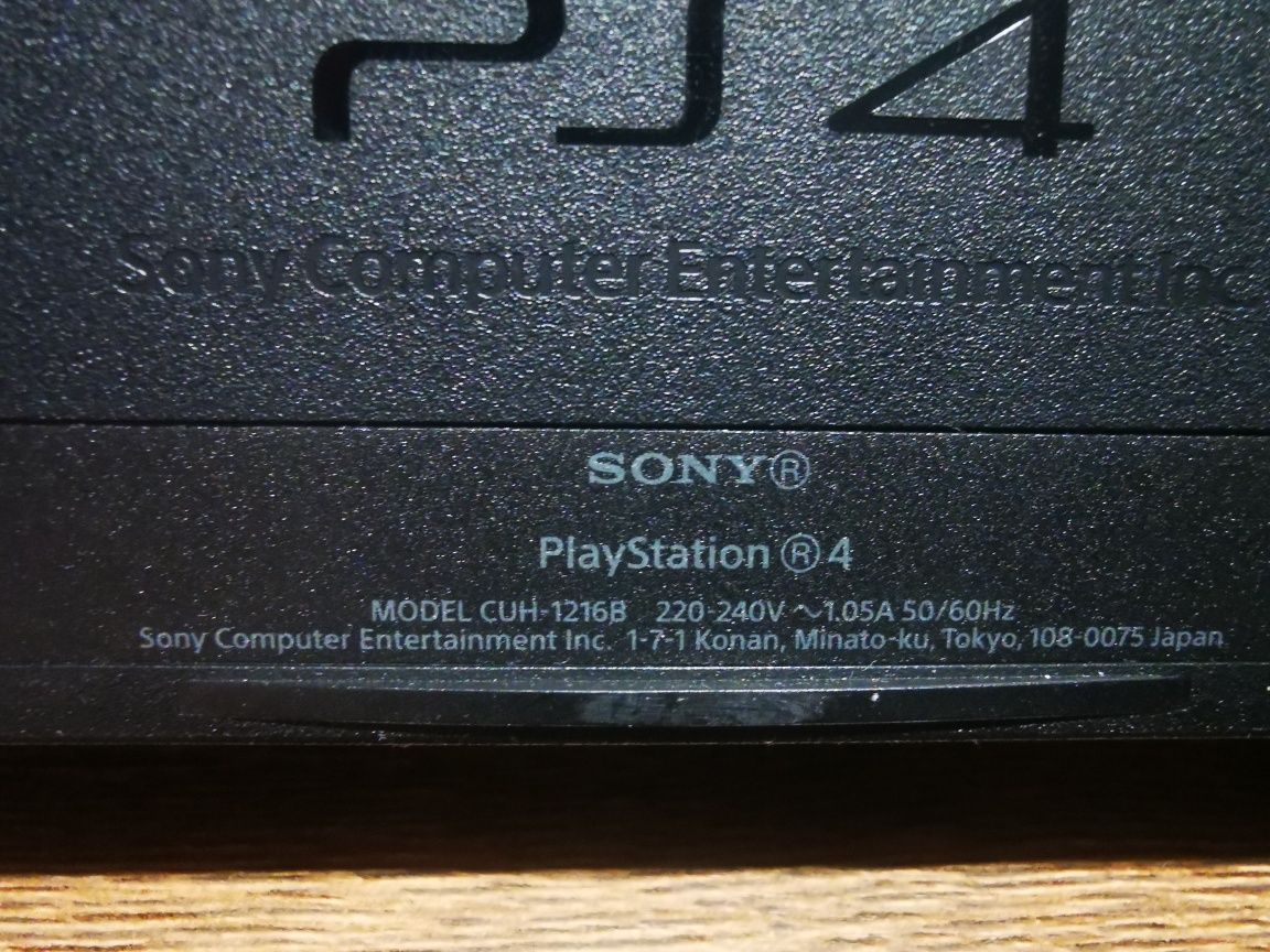 Konsola PlayStation 4 1TB