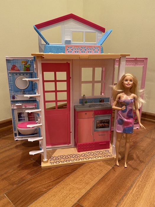 Barbie składany domek z lalka