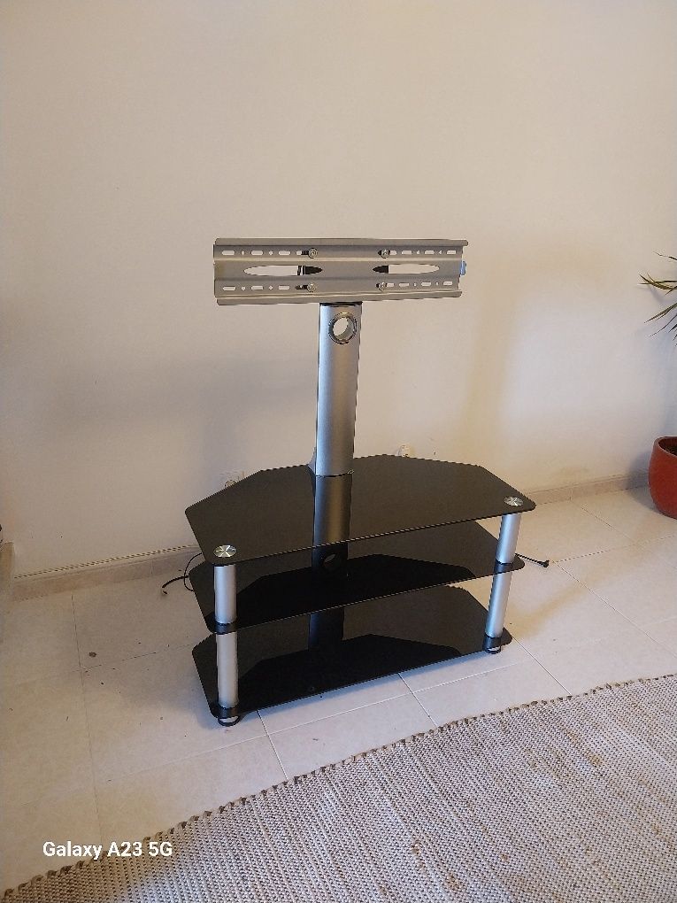 Mesa em vidro para Tv