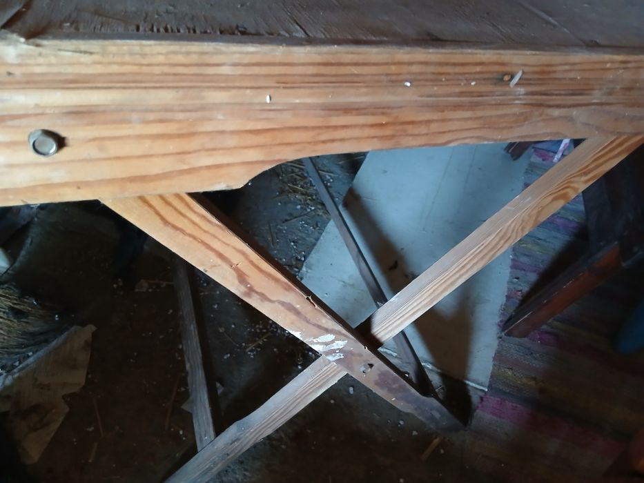 Стіл розкладний.