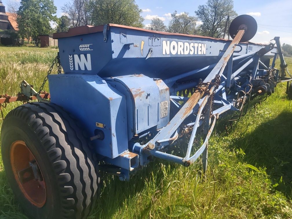 Agregat uprawowy typ U 662/3C, 6 m + siewnik Monosem 6m Gratis