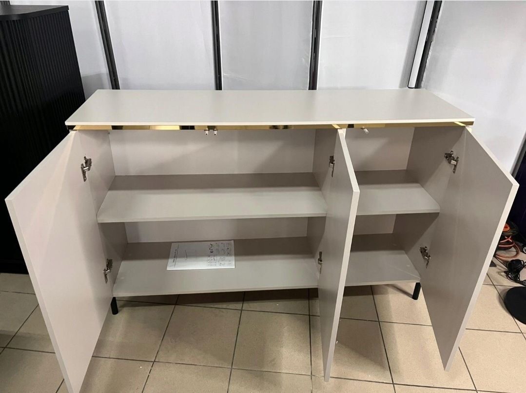 Komoda trzydrzwiowa AURORA KASZMIR 3D 140x90x40cm