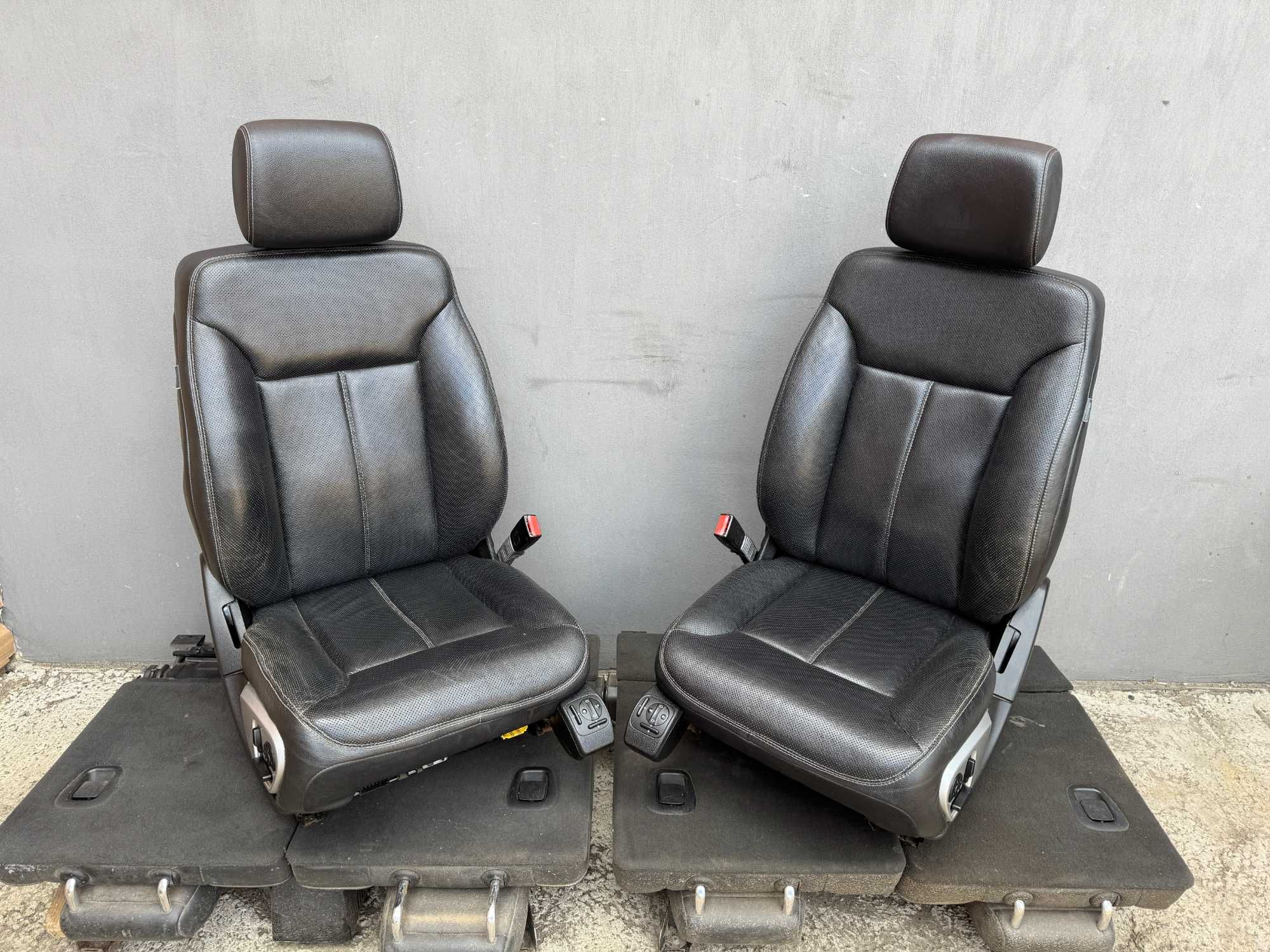 Передние сиденья Mercedes GL X164 с вентиляцией и подкачками салон