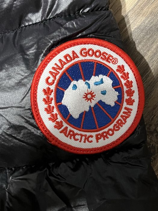 Курточка Canada goose