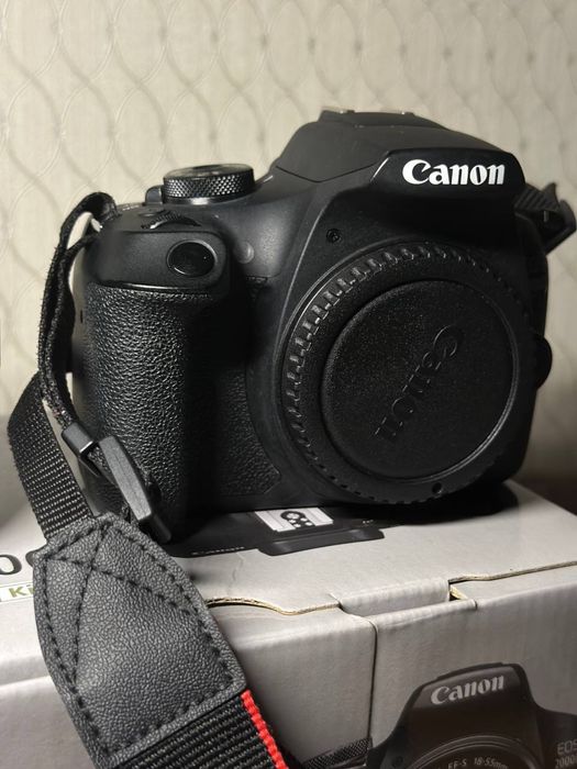 Canon eos2000d в идеальном состоянии