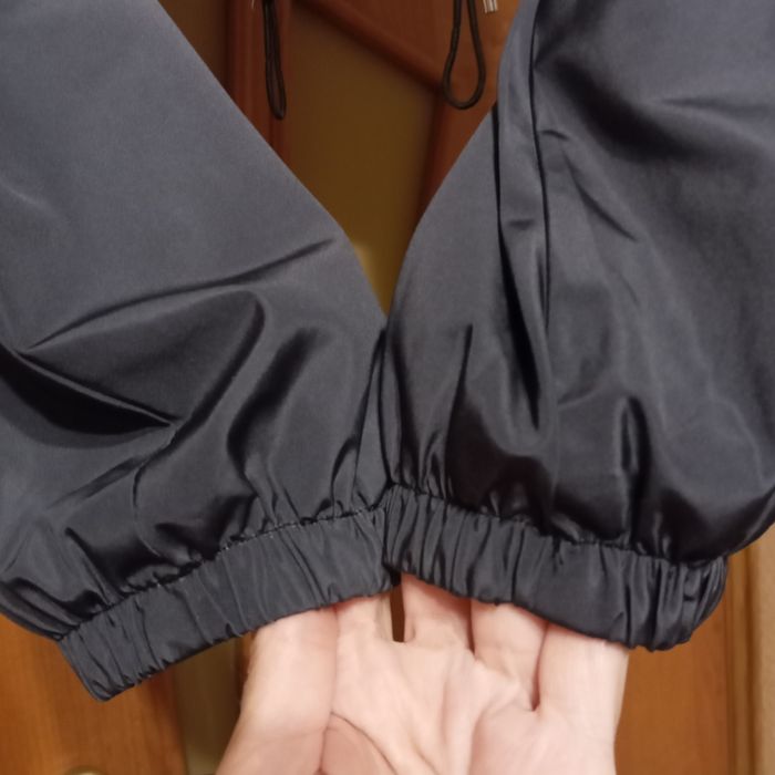 Вкорочена ветровка Бершка