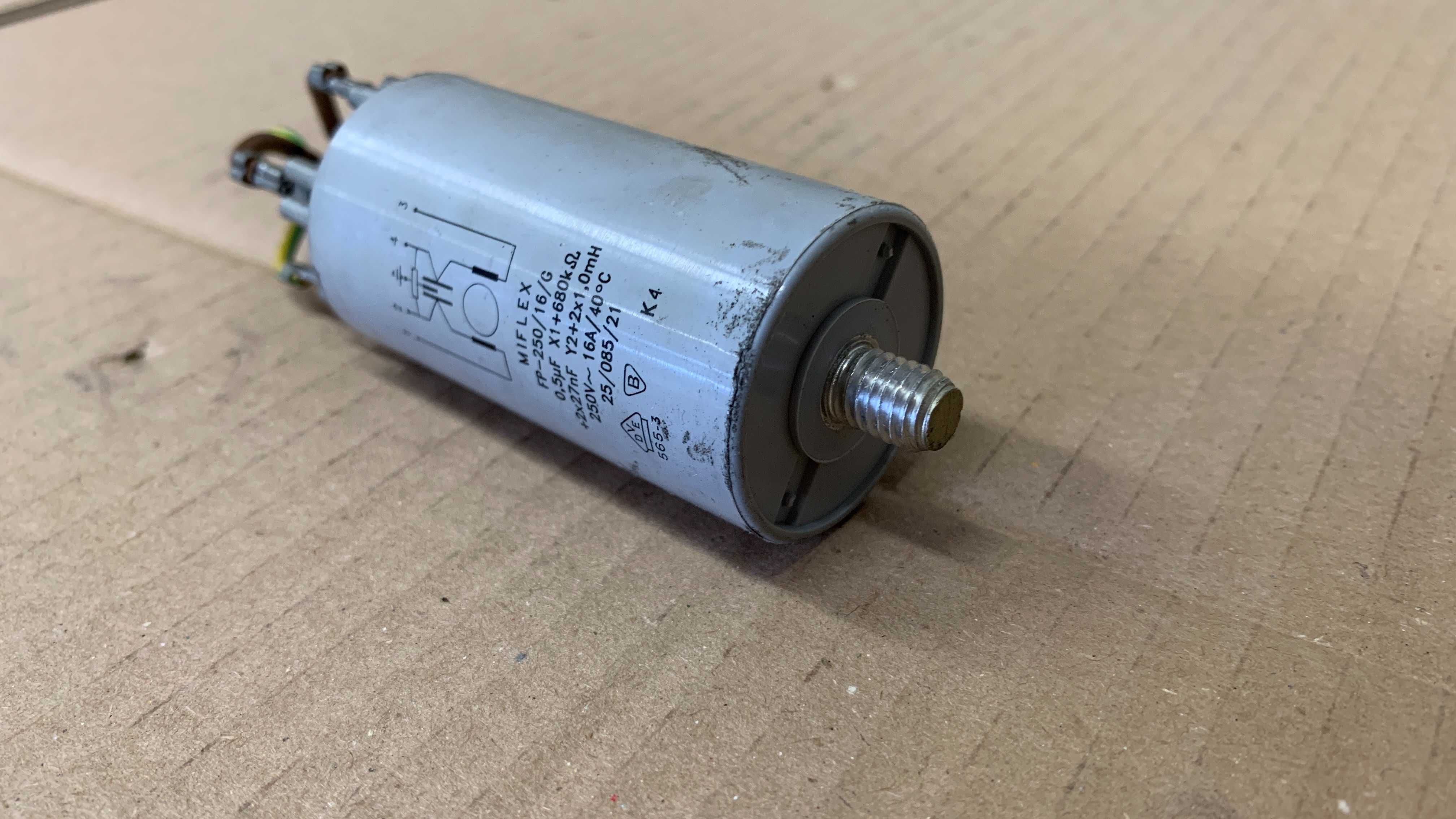 Kondensator do pralki Bosch WFB 1604