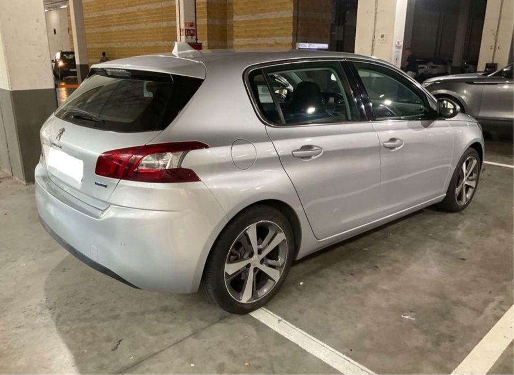 Peugeot 308 PureTech Allure 2016