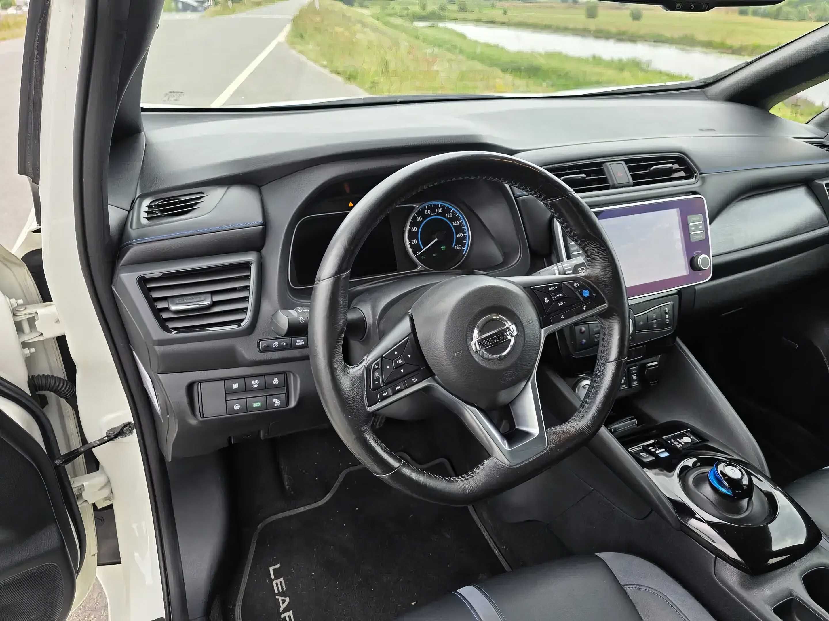 2020 Nissan Leaf