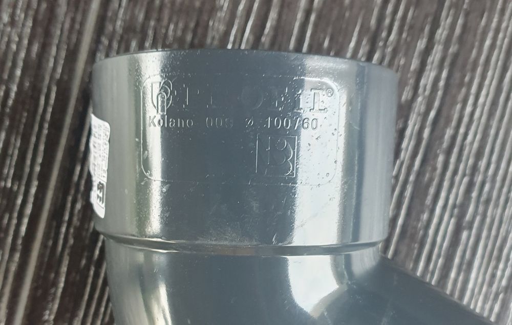Продам коліна пластикової водостічки Profil,колір графіт,100/60.