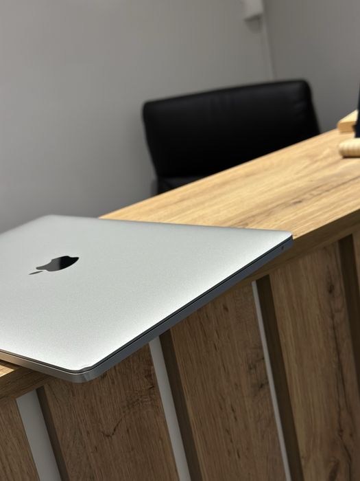 MacBook Pro 13 M1 16/256