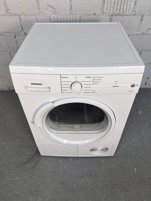 Сушильна машина Siemens WT46E1K2/28