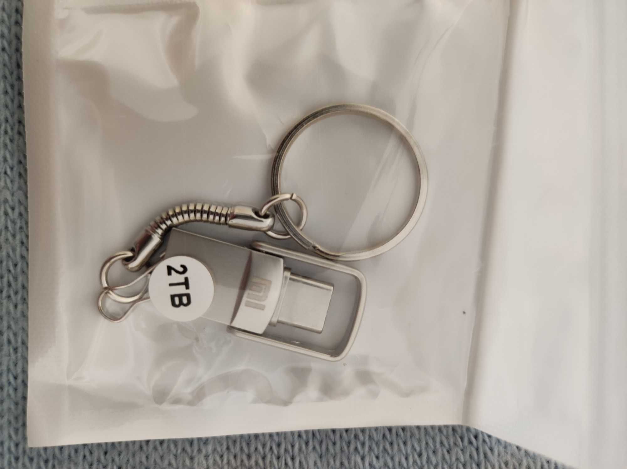 PEN  drive MI 2 TB USB e Type C