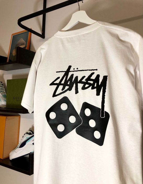 Футболка Stussy Fuzzy Dice (білого кольору)