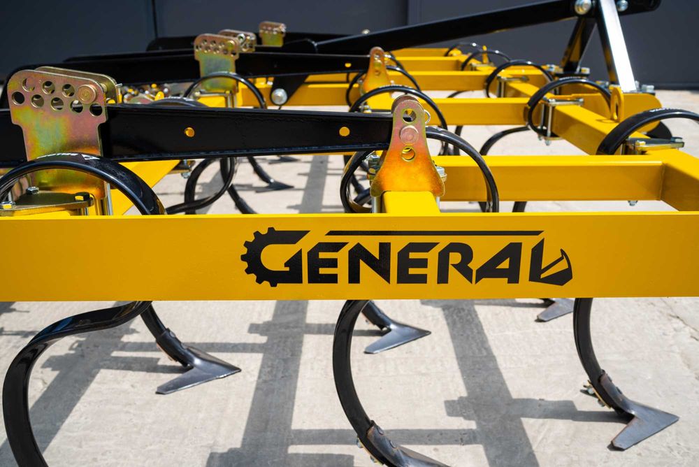 Культиватор GENERAL КНС 3.5| Навісний 3-рядний |S-подібна стійка 70×12