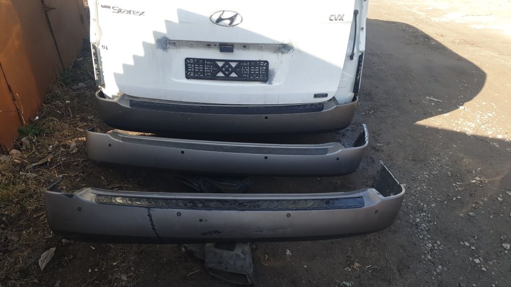 Бампер  задний Hyundai H1 Grand Starex