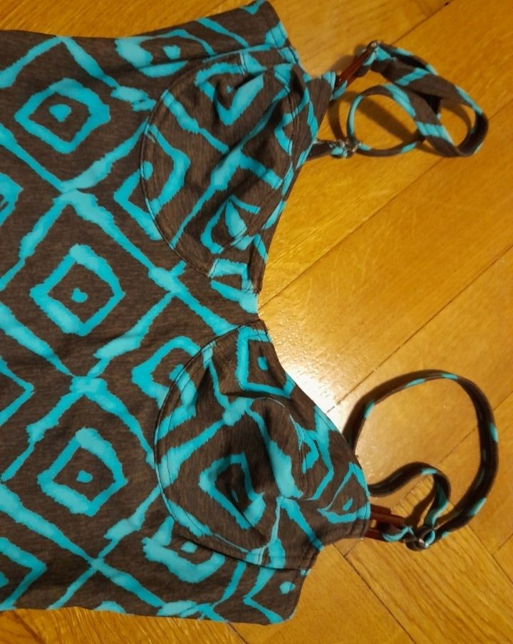 jednoczesciowy strój kąpielowy turkusowy brazowy kostium hunkemőller