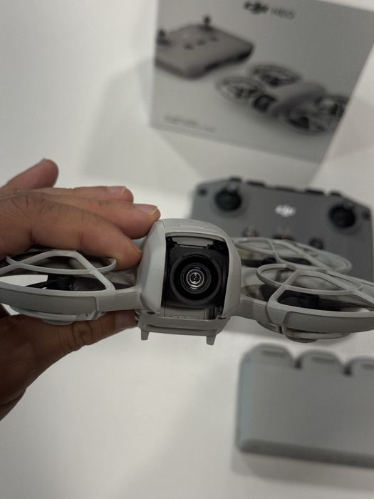 DJI Neo Fly More c/ seguro DJI Care Refresh ate aprox 2027
