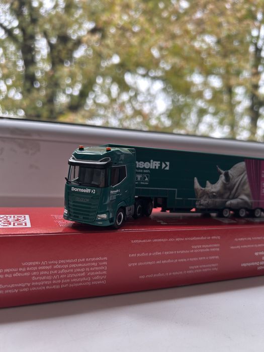 Herpa model ciężarówki DAF XG+ naczepa „Dornseiff" skala 1:87