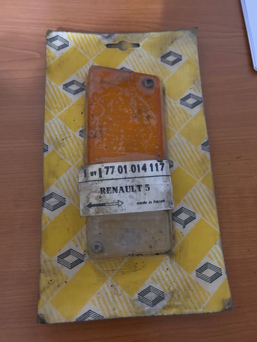 Renault 4l e 5 faróis