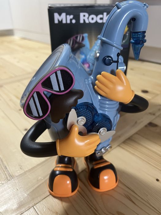 Інтерактивна іграшка танцюючий саксофон