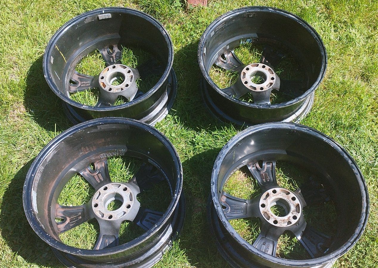 Komplet Felg , R17 , 5x112 , do A4 B8 , ET 35