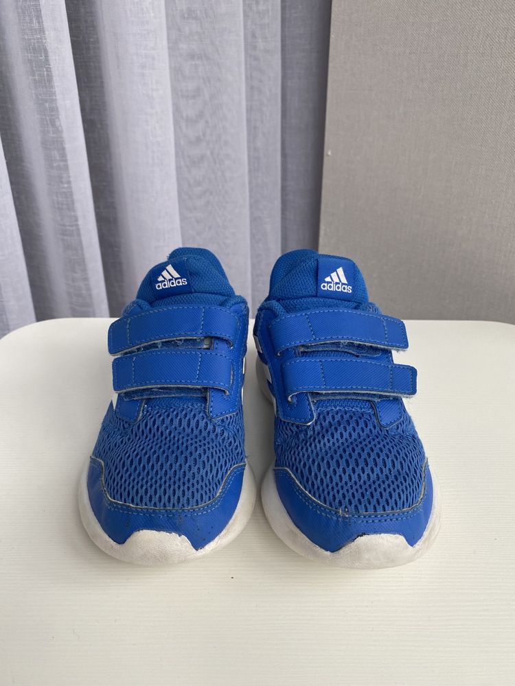 Кросівки adidas 32