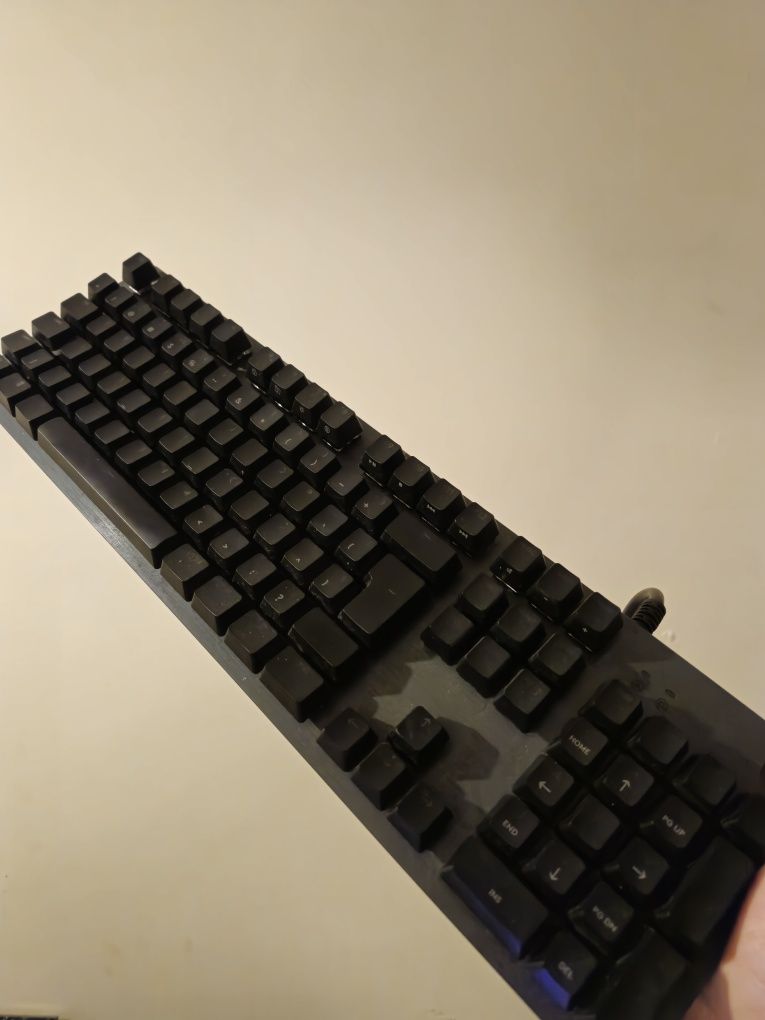 Teclado Gamer Logitech G512 Carbon