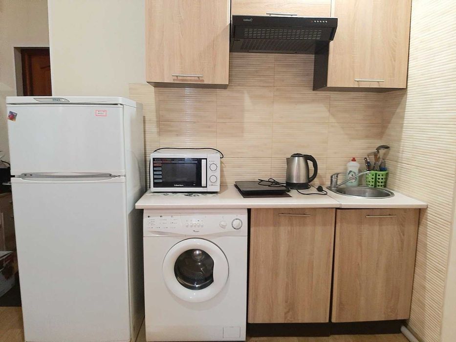 Центр!Затишна ізольована студія.Реальна ціна.