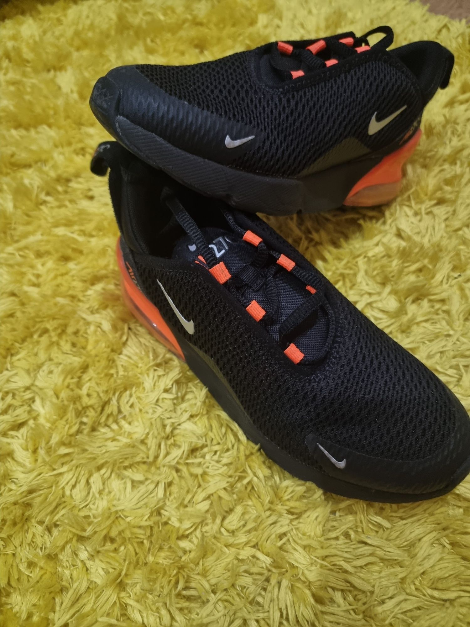 Sapatilhas nike tamanho 33.5