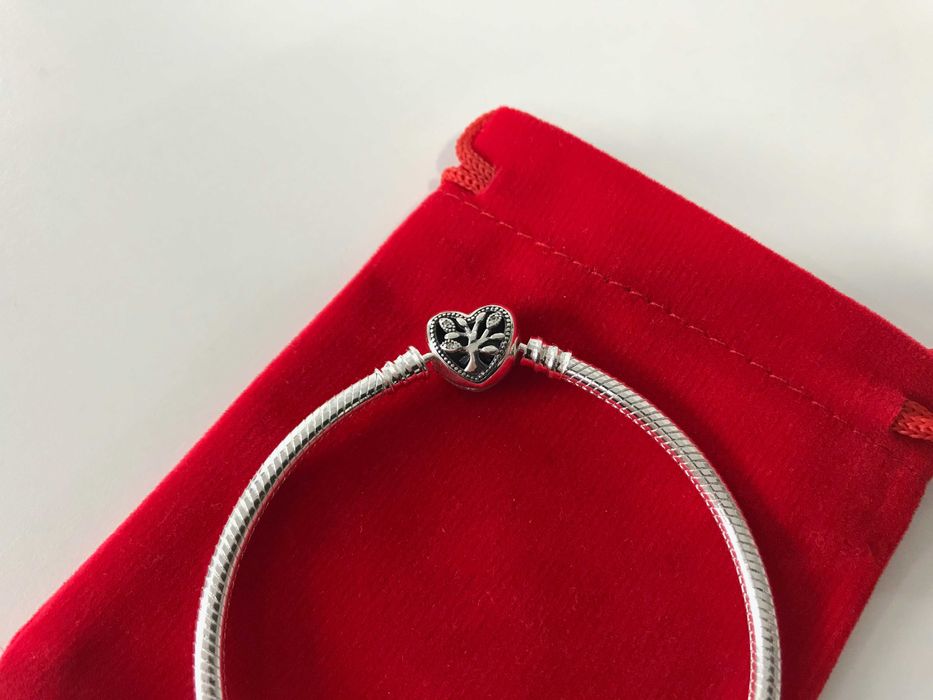Pulseira Arvore da Familia Pandora em Prata de Lei S925 Nova