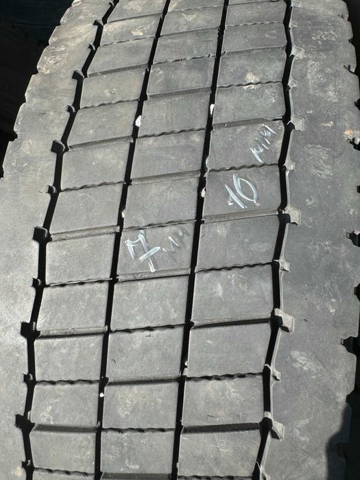 Вантажні шини CONTINENTAL 225/75 R17,5 Conti Hybrid LD3 грузова резина