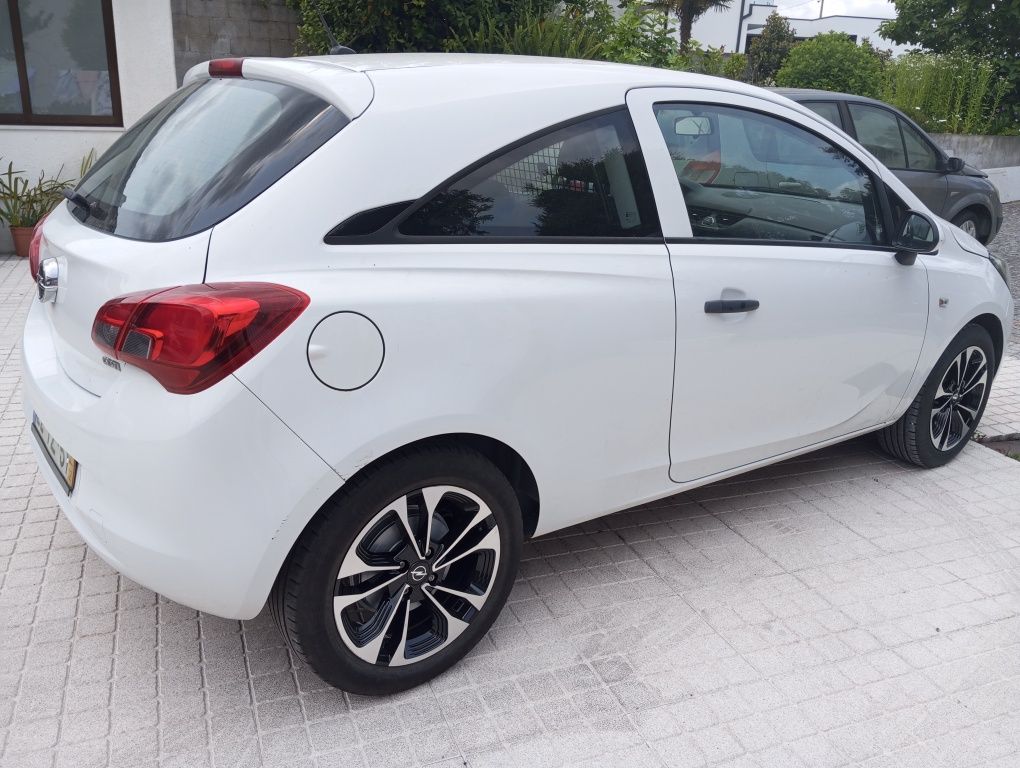 Opel corsa comercial