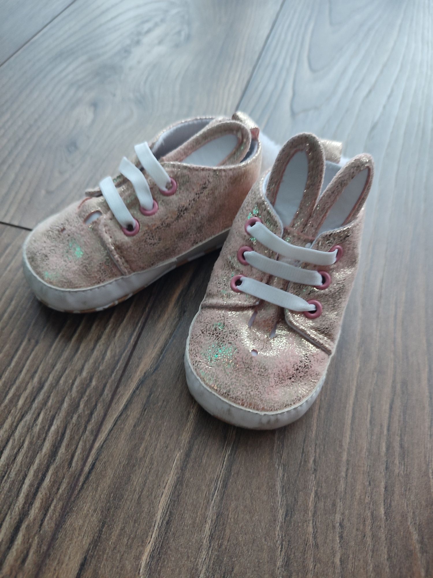 Buty niechodki - Króliczki, złote,