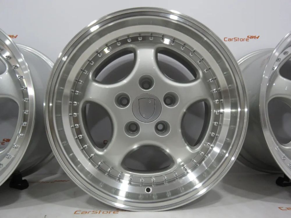 Jantes Porsche 18'' 8 et 50 + 9.5 et 50 5x130 Silver