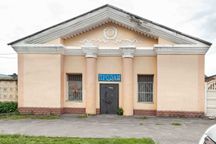 Продам приміщення (бувше кафе Дорожнє) в центрі Квасилова.
