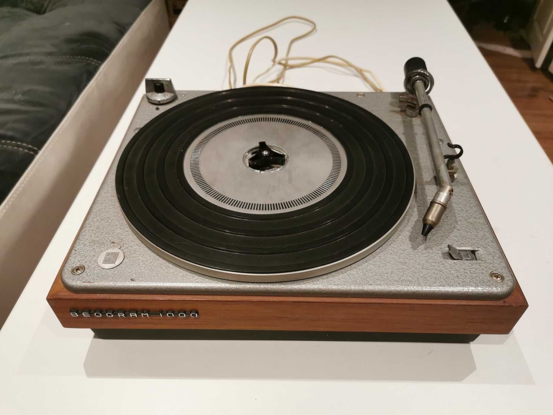 Gramofon Bang & Olufsen  beogram 1000