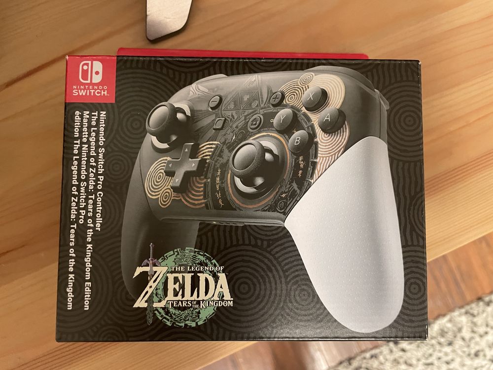Nintendo Switch Pro Controller ZELDA Totk Tears of the Kingdom