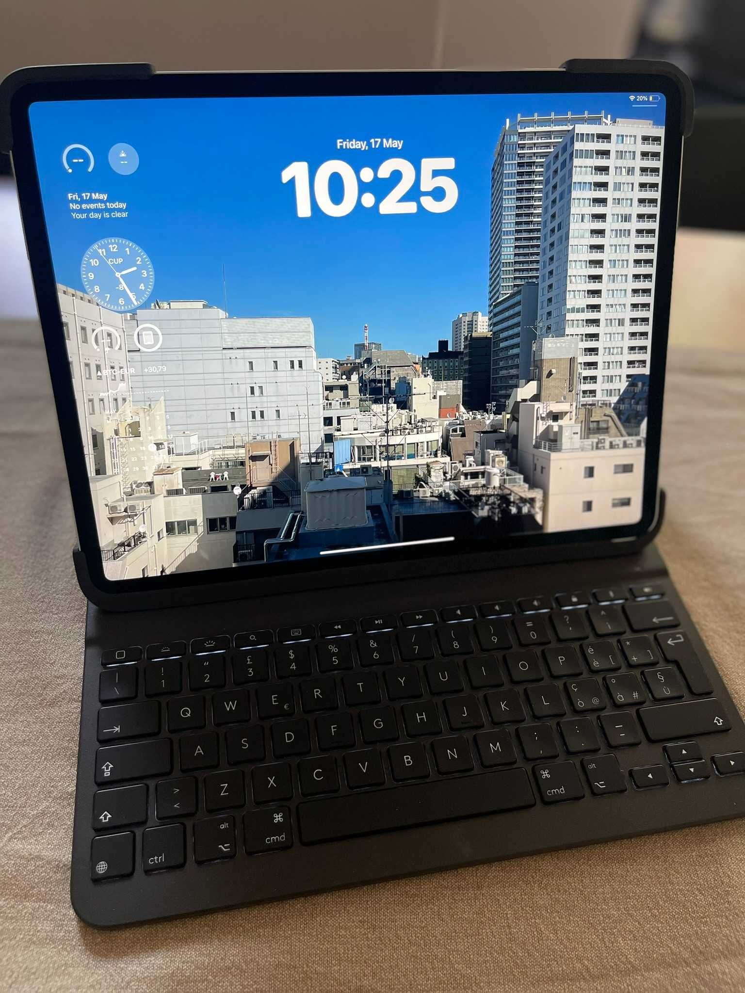 iPad Pro 2018 (12.9-inch, 3rd generation) [512GB | WiFi] + Capa