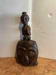 Instrumento sonoro africano para rituais de exorcismo (?)