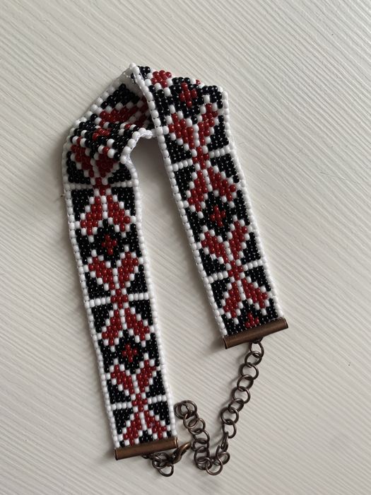 Чокер з бісеру. Український орнамент