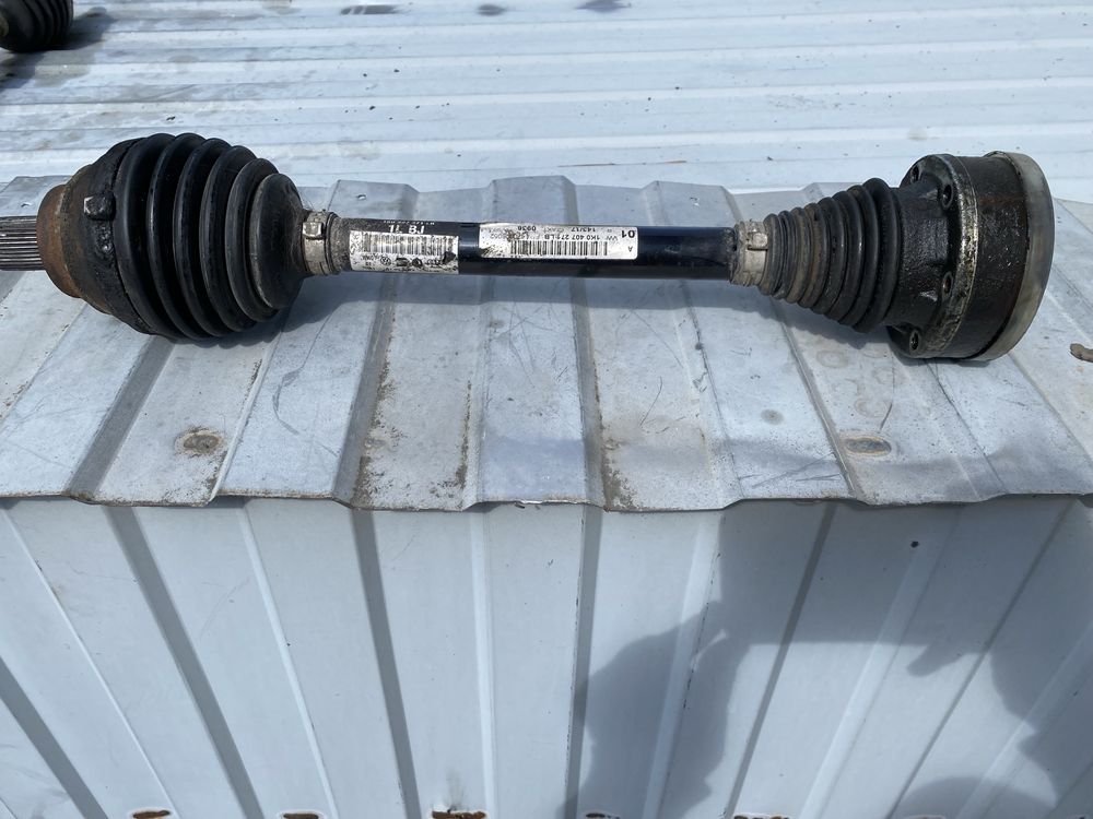 1K0407271LB VAG піввісь ліва,