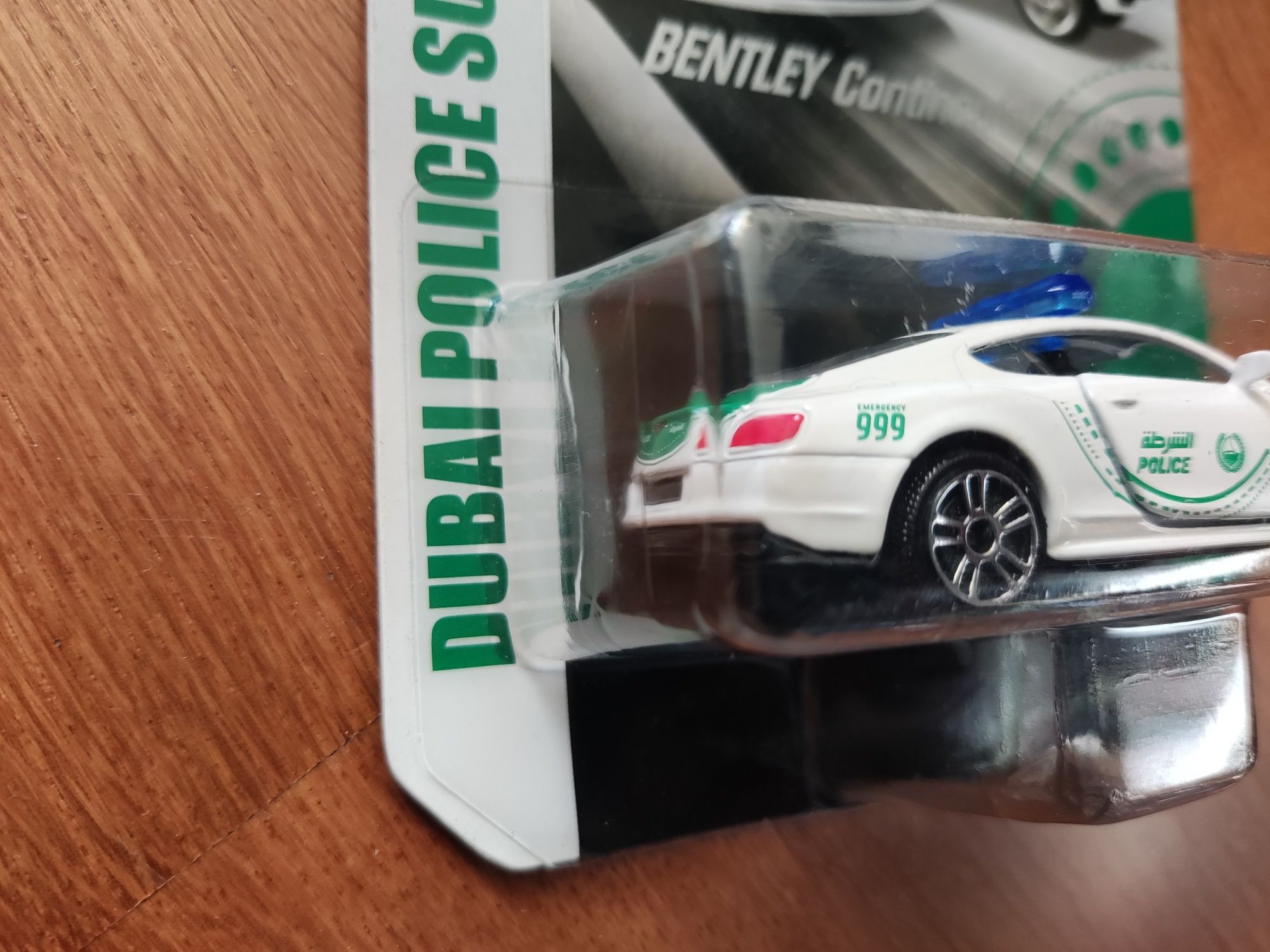 Машинка Bentley Continental GT поліція Дубай 1:64