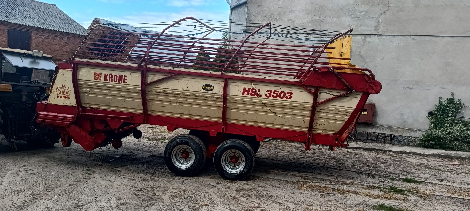 Przyczepa zbierająca KRONE HSL 3503