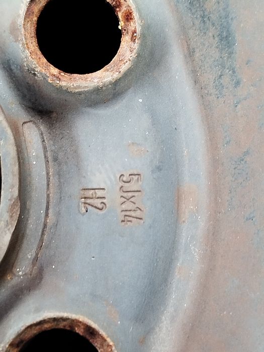 Диски металеві.           .