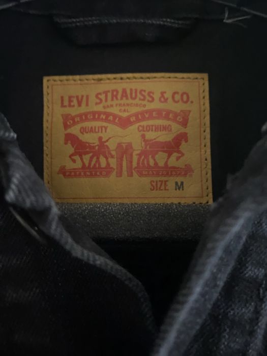 Levi's джинсова куртка