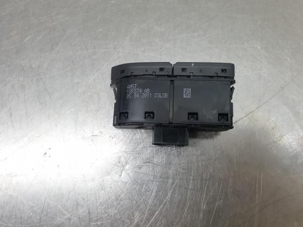 Comando / botão / interruptor multifunções FORD Focus III