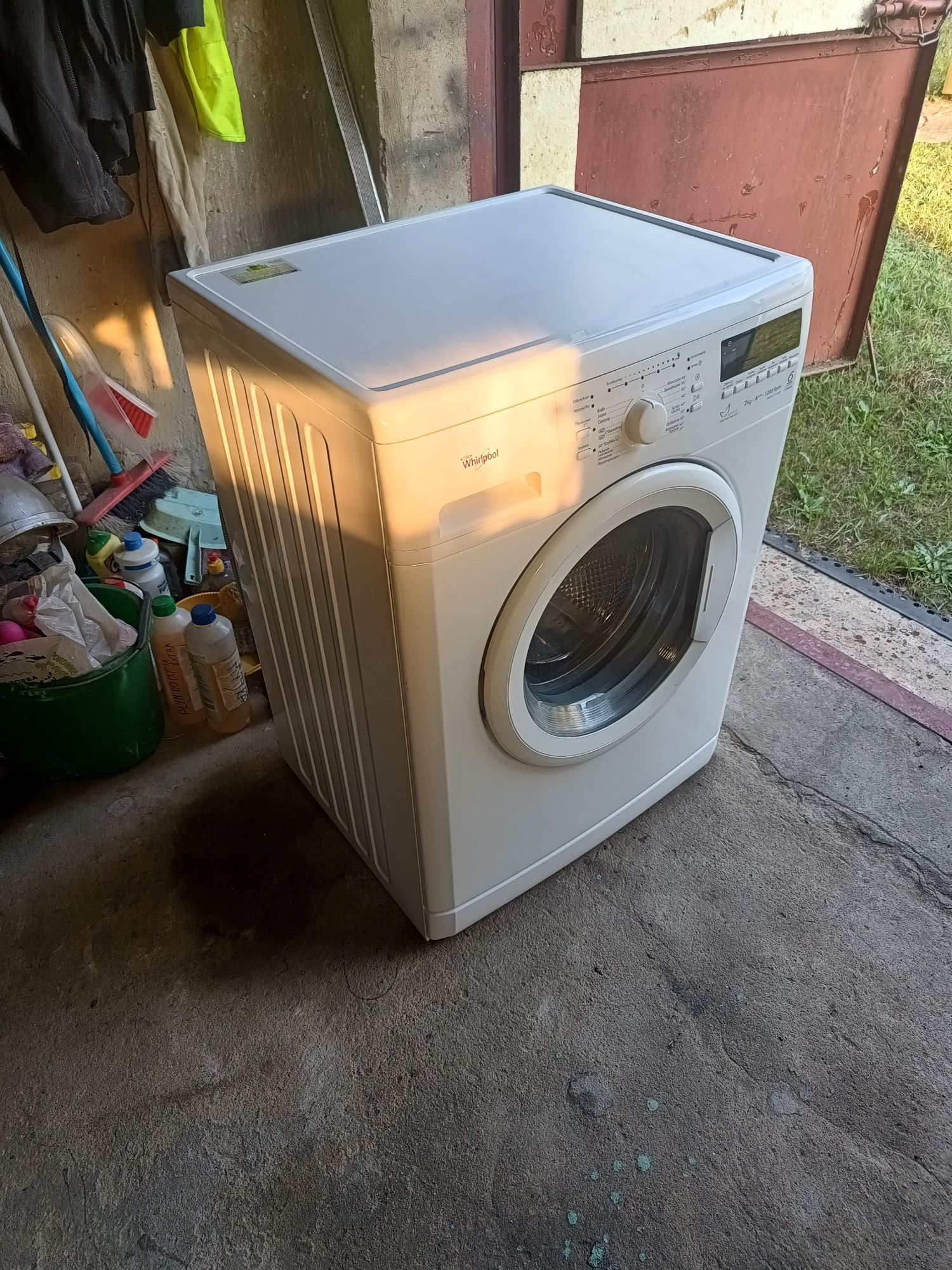 Pralka automatyczna Whirlpool 7kg 1200 obrotów