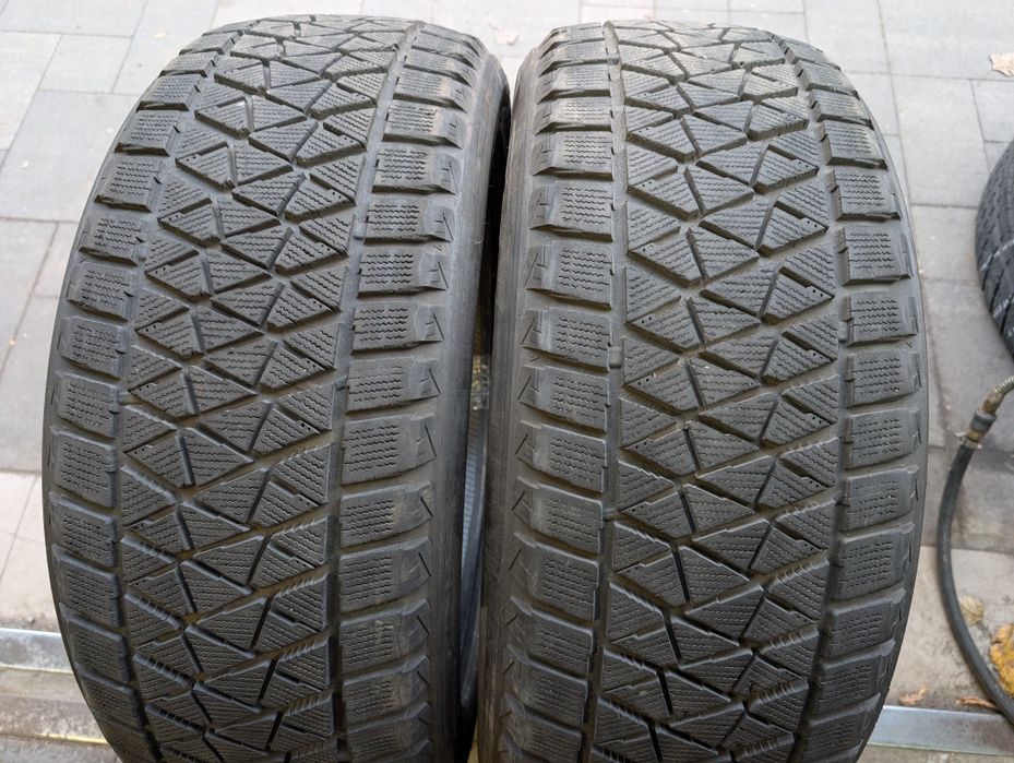 Пара зимних шин 245/50 R20 Bridgestone Blizzak